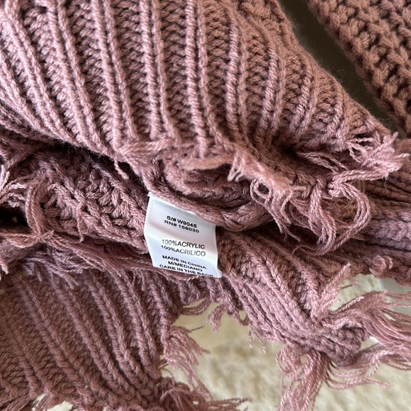 Love Tree distressed crop sweater - Picture 6 of 6